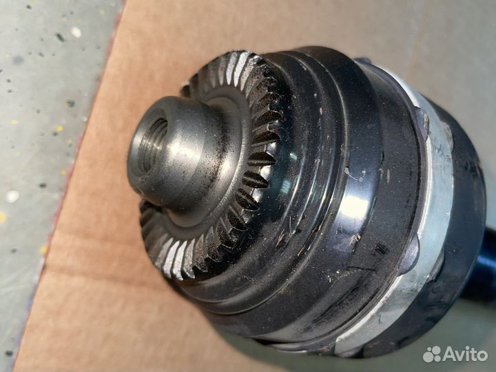 Приводной вал колеса зад R BMW G30 G31 B57