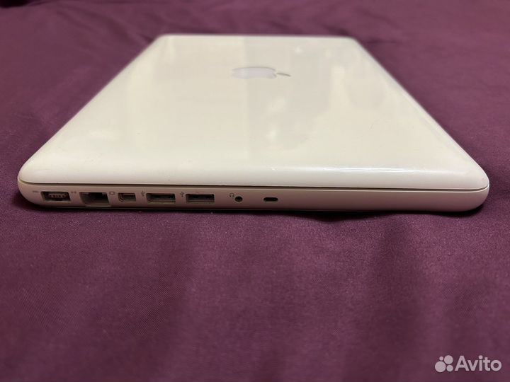Apple MacBook Unibody A1342