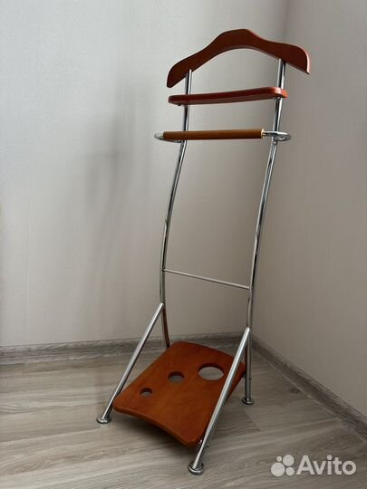 Вешалка для костюма/одежды напольная из дерева