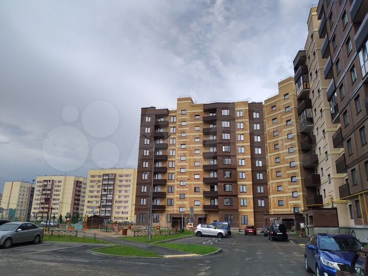 2-к. квартира, 57,6 м², 8/9 эт.