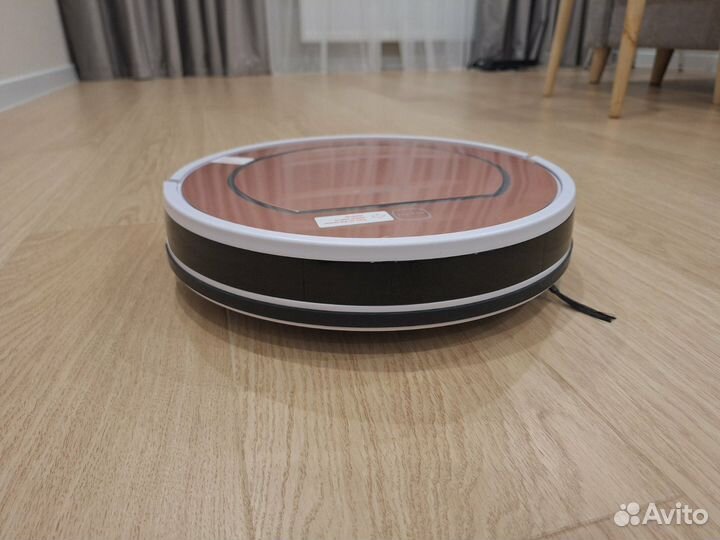 Робот пылесос ilife v7s plus