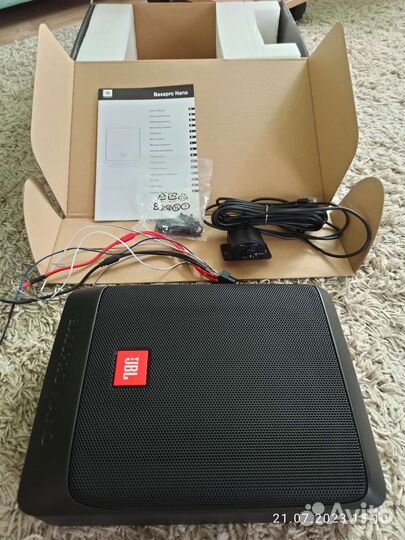 Сабвуфер JBL BassPro Nano