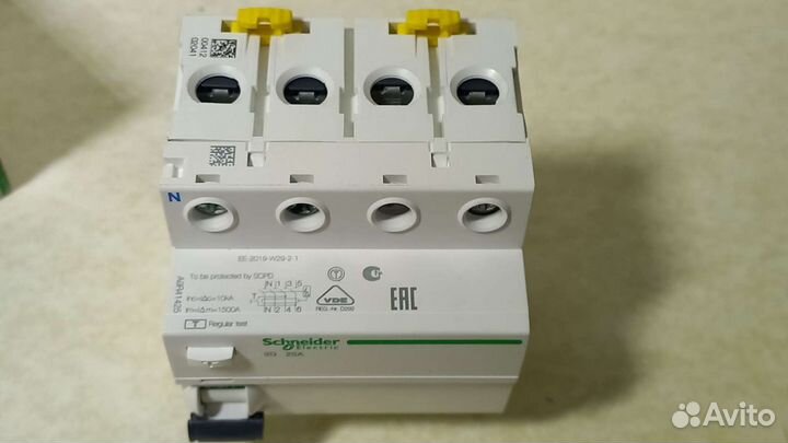 Schneider Electric A9R41425 IID 4P 25A 30mA AC