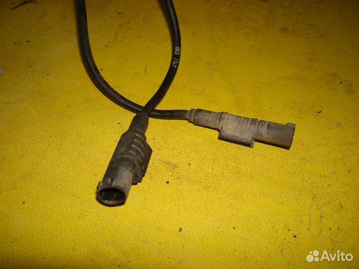 Датчик ABS задний Mercedes-benz M-class W164.120