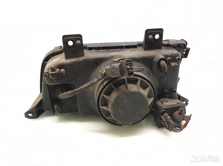 Фара правая Kia Sportage 2.0 I 1997