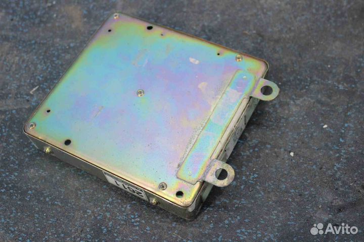 Блок управления двс Mitsubishi Pajero (Митсубиси П