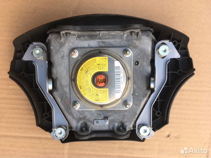 Toyota Hiace H200 подушка безопасности в руль