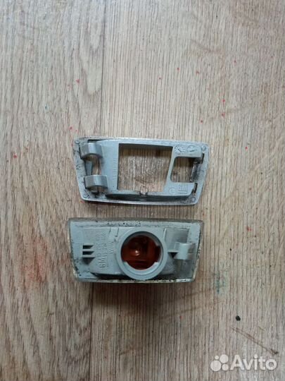 Повторитель поворота левый Опель Астра J GTC