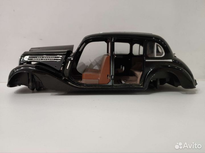 Skoda Superb 1938 1/18