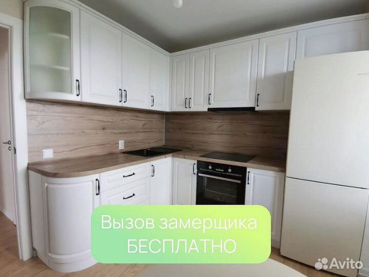 Кухня угловая,белая на заказ