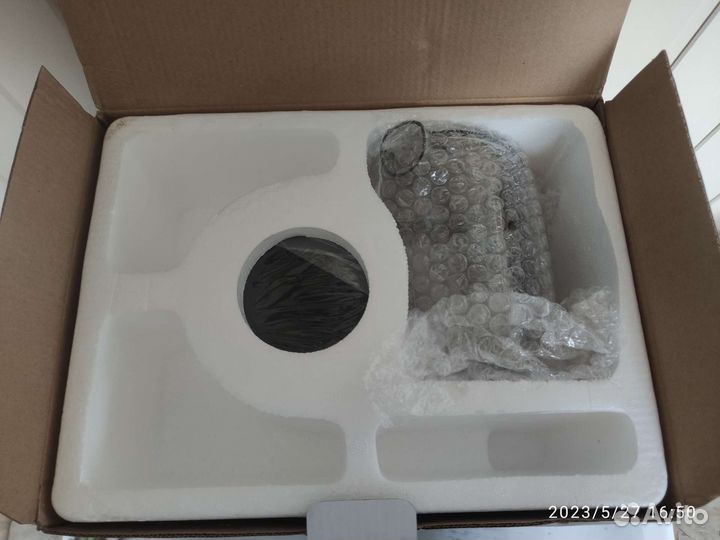 Соковыжималка vitek VT-1600 новая