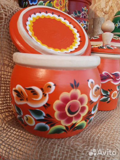 Бочонки, сахарницы, шкатулки с росписью