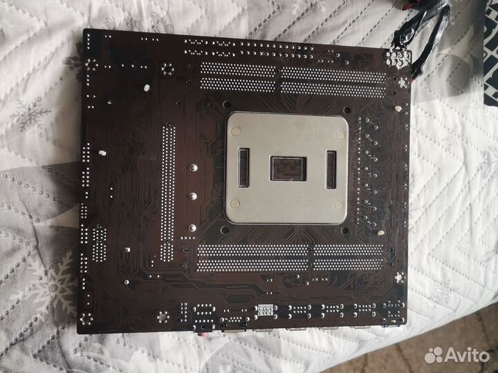 Материнская плата lga 2011 x79