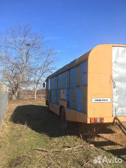 Пчёлы - Пчело прицеп - Пчело павильон улья