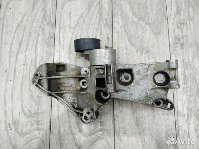 Кронштейн генератора Megane Меган 2