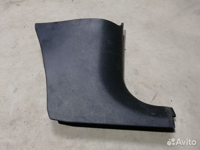 Накладка порога внутренняя правая Skoda Fabia 1