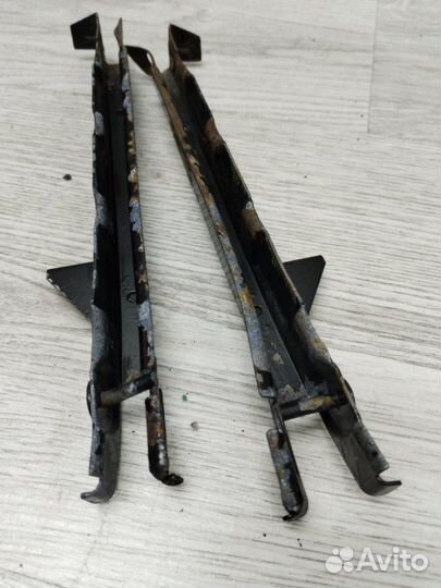 Кронштейн крыла передний Mercedes E-Class W211