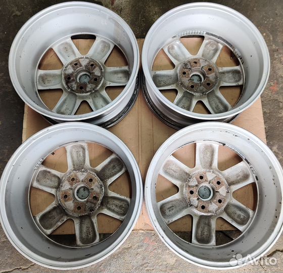 Литье ориг Nissan R17 5x114.3 6.5x17 ET45 d66.1