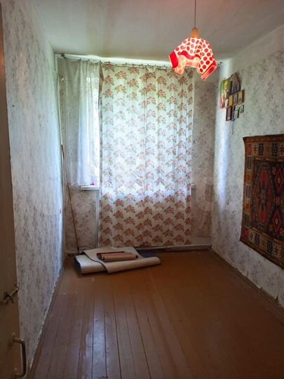 3-к. квартира, 57 м², 1/2 эт.