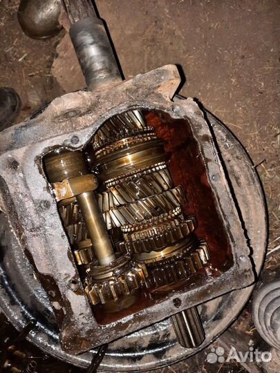 Новая Коробка УАЗ 469,3303нового,старого образца