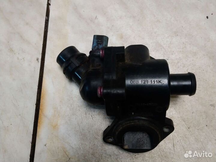 Термостат Audi ALT, AVJ, BFB, BEX, AMB 06B121111K