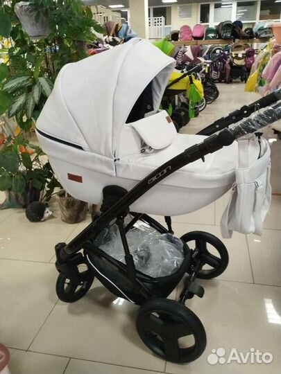 Коляска 2 в 1новая