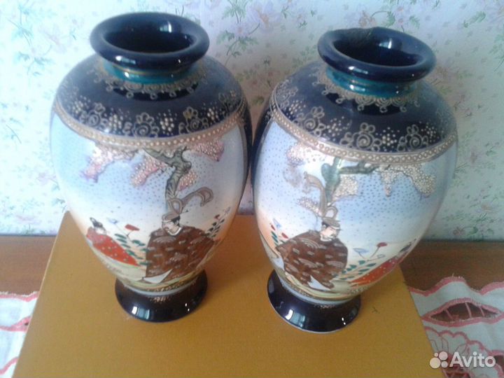 Вазы парные. Япония Сацума (Satsuma)