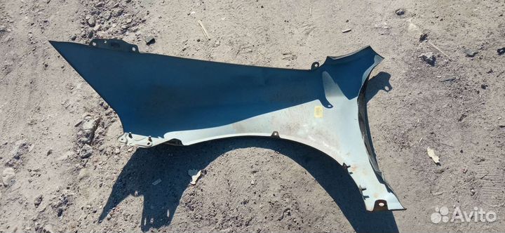 Переднее правое крыло Октавия А5 дорестайлинг