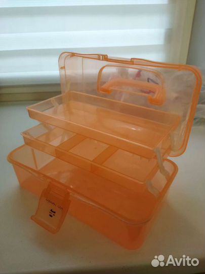 Чемодан кейс для мастера маникюра