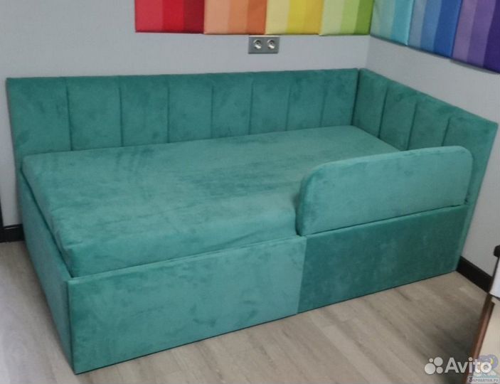 Детская кровать с матрасом