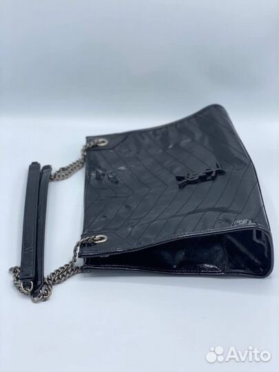 Сумка-туот Yves Saint Laurent в наличии