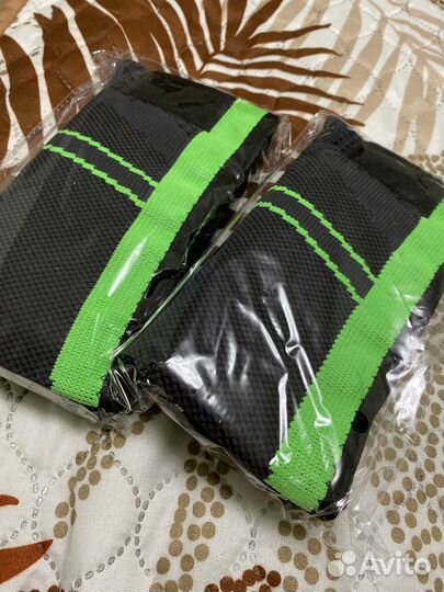 Наколенники