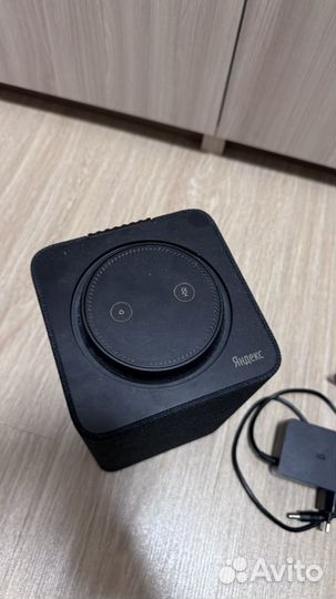 Умная колонка алиса макс бу