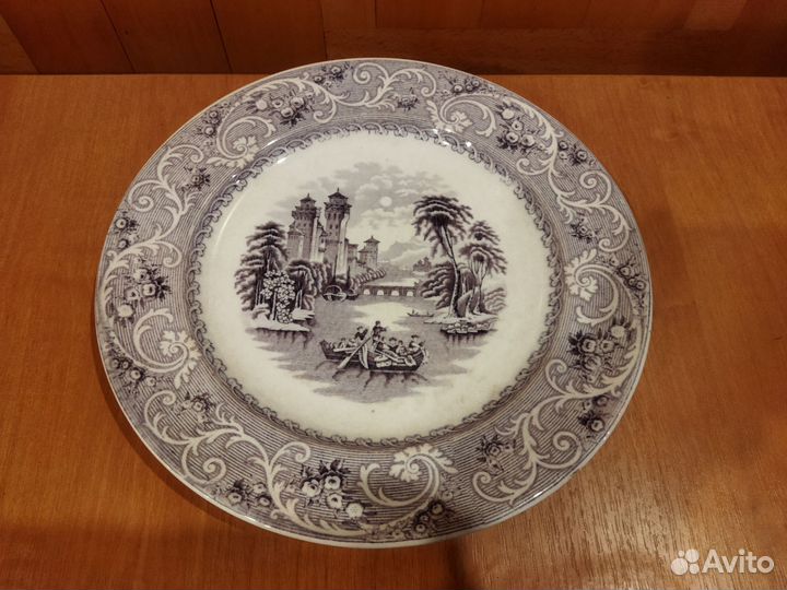 Антикварная тарелка. Англия