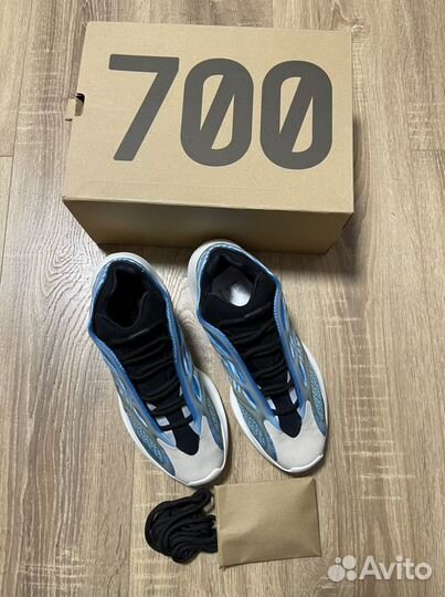 Adidas Yeezy 700 Arzare Оригинал
