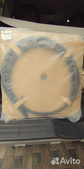 Молдинг лобового стекла pajero 4