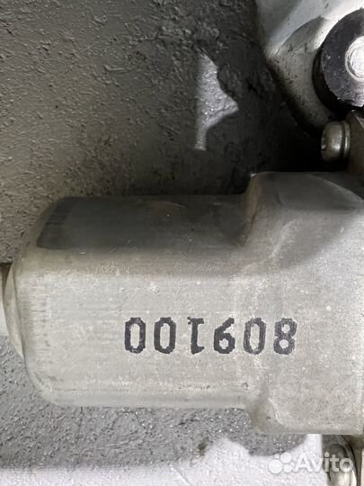 Стеклоподъемник передний на Mitsubishi Lancer 10