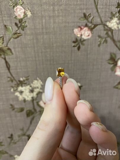 Золотые серьги