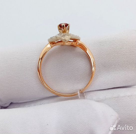 Золотое кольцо с фианитом 17,5 размер