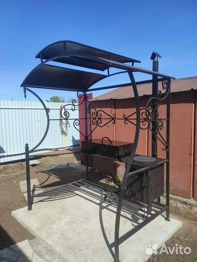 Мангал с крышей и печью под казан