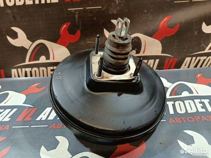 Вакуумный усилитель тормозов Ford Focus 2 седан