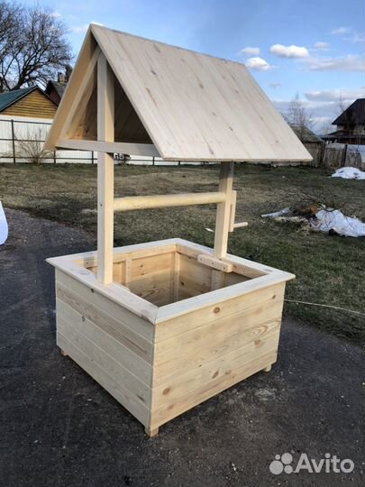 Колодец декоративный