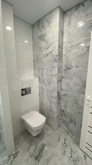 2-к. квартира, 82,3 м², 10/16 эт.