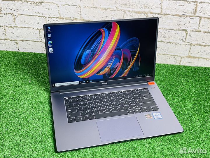 Ультрабук Huawei AMD Ryzen 5