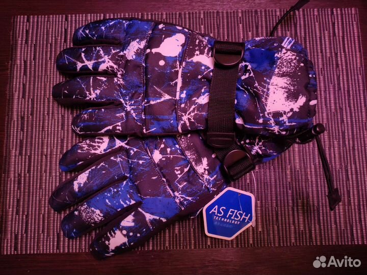 Перчатки для зимних видов спорта