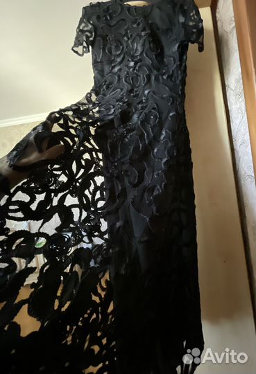 Вечернее платье