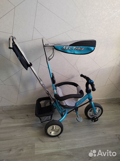Детский трехколесный велосипед