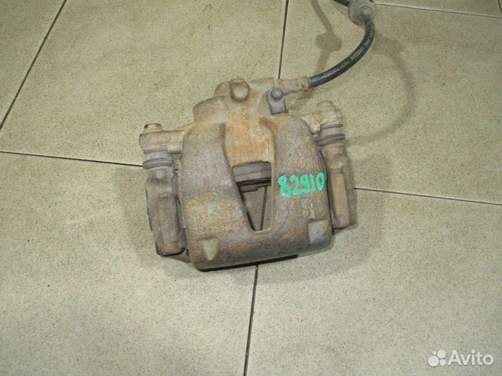 Суппорт передний левый Fiat Doblo 1