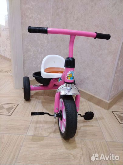 Детский трехколесный велосипед 