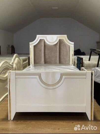 Кровать детская